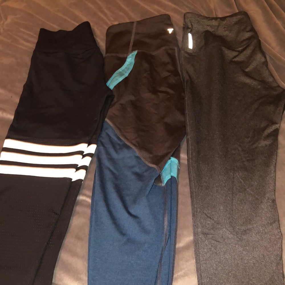 3 pairs! Workout leggings size M